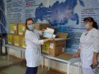 Представители регионального отделения Общероссийского народного фронта передали 16 тысяч медицинских масок медицинскому персоналу Западно-Сибирского медицинского центра ФМБА России. 