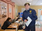 Директор Западно - Сибирского медицинского центра ФМБА России Владимир Юрьевич Шутов проголосовал на избирательном участке.